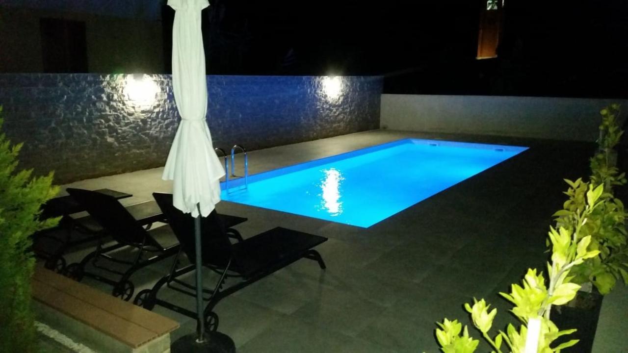 Apartmán Haus Dalmatia With Heated Pool Bibinje Exteriér fotografie
