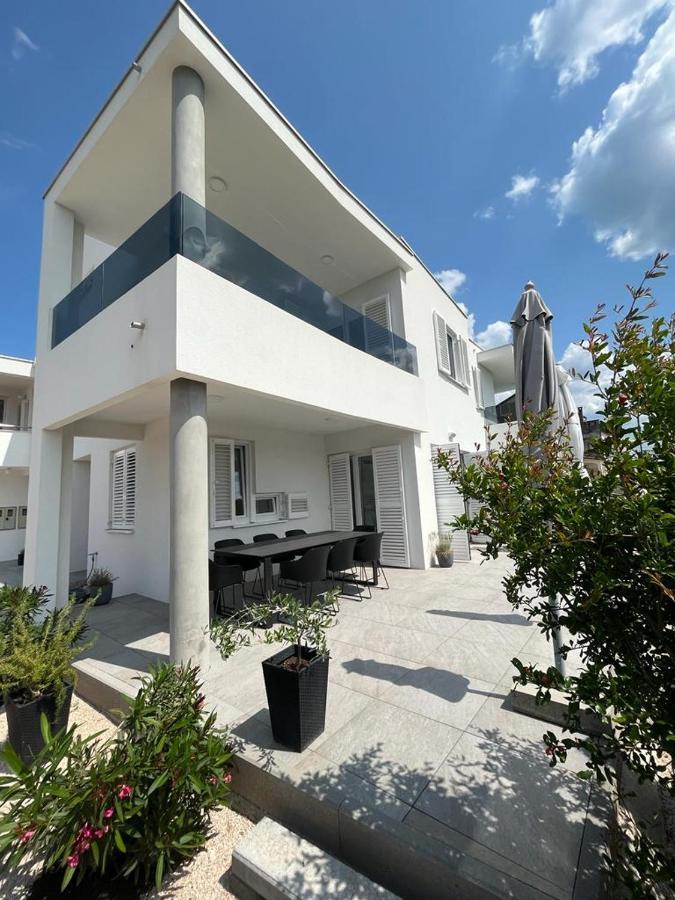 Apartmán Haus Dalmatia With Heated Pool Bibinje Exteriér fotografie